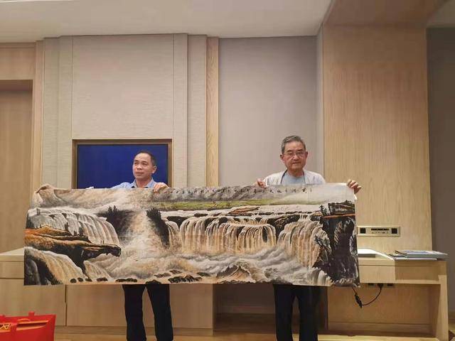 江苏省省长季允石先生收藏书画家杨修良先生的作品《黄河之水天上来》