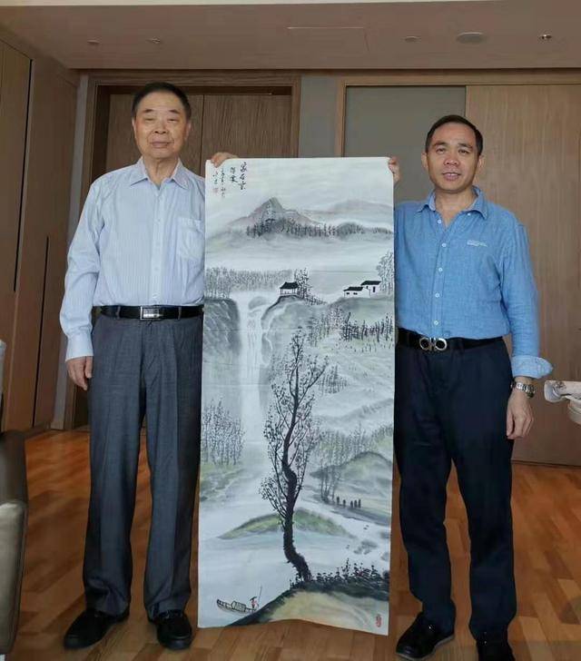 中央军委总参司令部张永金上将收藏书画家杨修良先生的作品《家在云
