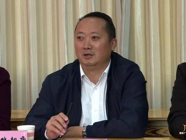 云南合众集团董事长,昆明状元珂辰软件开发有限公司董事长刘亮代表