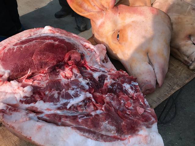 你一定没见过!河北农村赶大集,笨猪肉便宜,粉条劲道,热闹极了