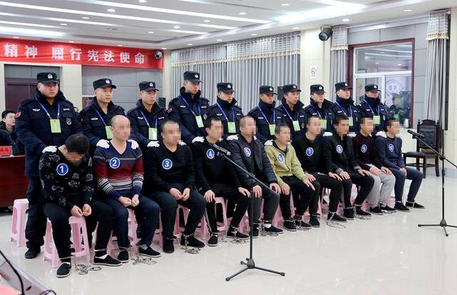 米脂法院公开审理首例恶势力犯罪团伙案件_手机搜狐网