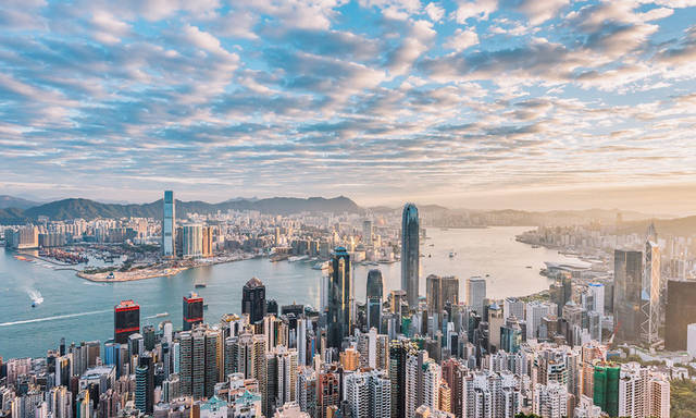 香港总商会 香港总商会(简称总商会或西商会)始创于1861年,是香港历史