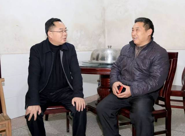 1月17日下午,萍乡经开区党工委书记李锦林先后来到社会工作管理三局东
