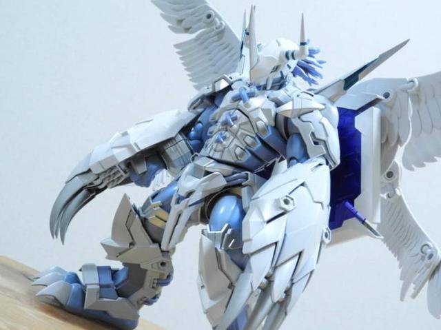 "慈悲形态"涂装数码宝贝战斗暴龙兽