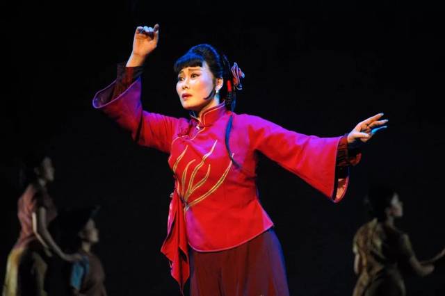 【琼剧名家推介】端庄秀丽,温柔典雅的琼剧旦行多面手——韩海萍