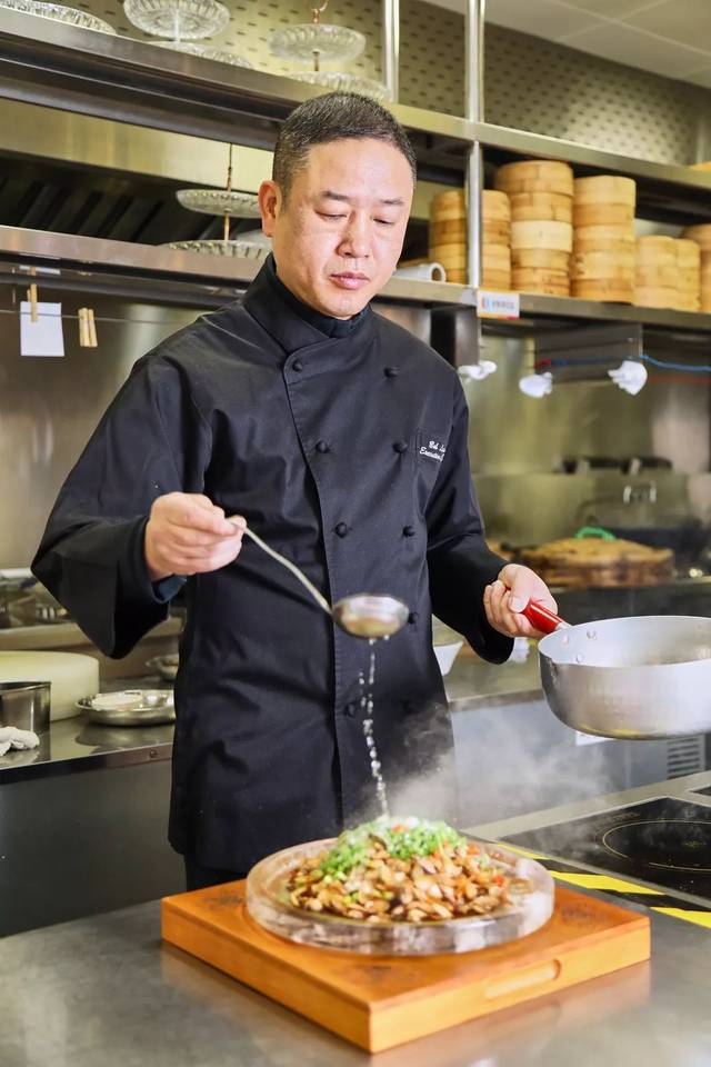 master 大师 | 丰收美食,幸福演绎——访丰收日集团董事副总裁兼行政