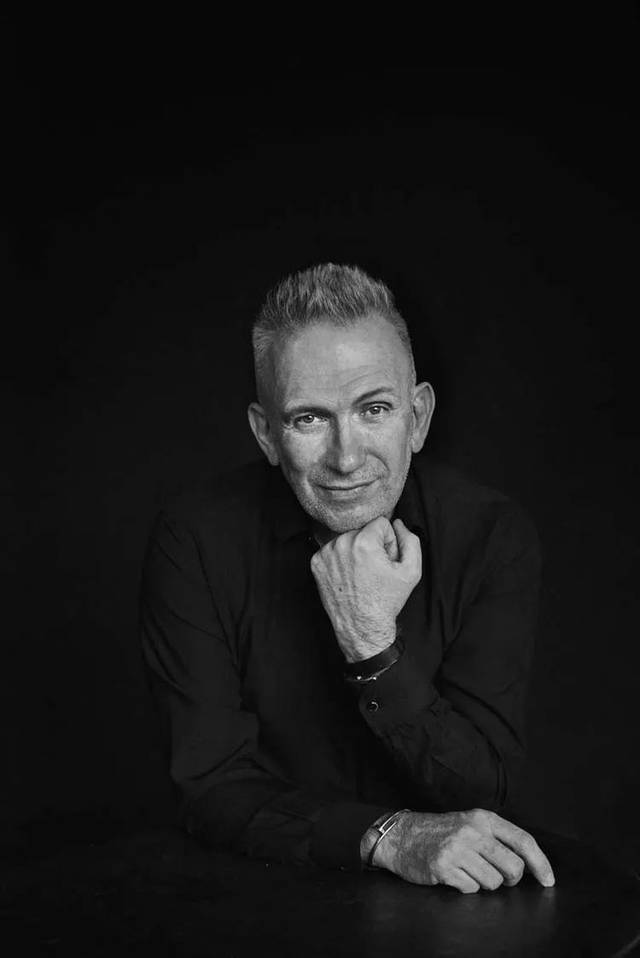 金盆洗手」的时尚顽童Jean-Paul Gaultier，打造了什么样的幻想世界？_