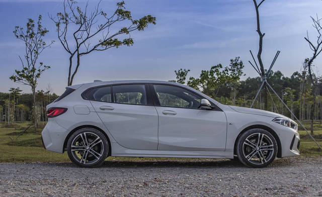 换上前驱又有谁在乎?赏析全新一代进口两厢宝马1系118i