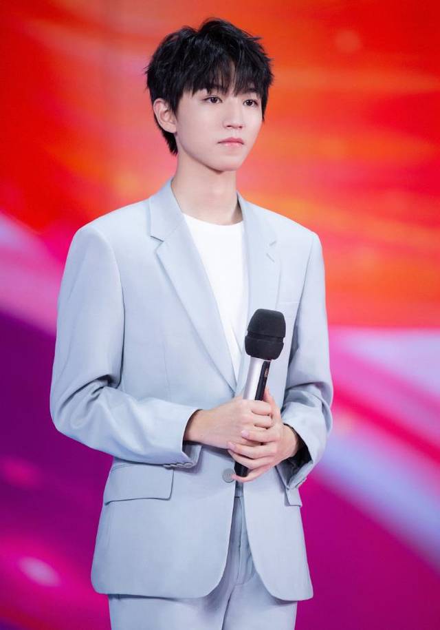 五月被tfboys刷屏!王俊凯出关,王源比赛,千玺新综艺开播