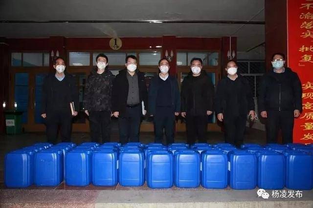 省内新闻 正文 杨凌广通房地产开发有限公司董事长唐军锋表示,作为