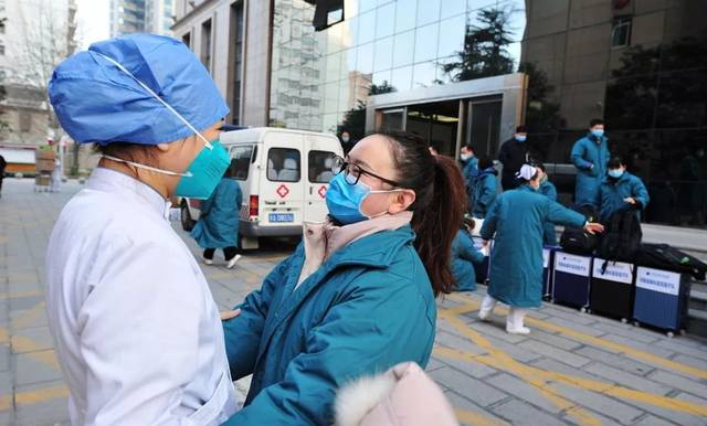 成員名單 胡建平(醫療隊長) 李斌 史博倫 呂婭敏(護理組長) 楊紅麗