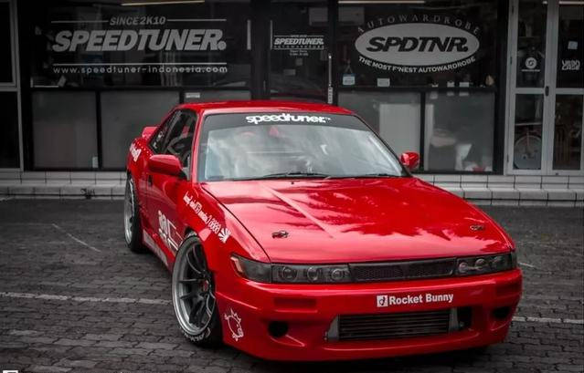 因为s13只不过是那一代日产silvia车架的代号统称,而180sx的车架代号