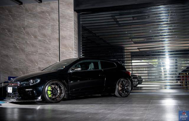 完全被"黑化"改装的大众尚酷 r,追求真正的小众与个性!_手机搜狐网