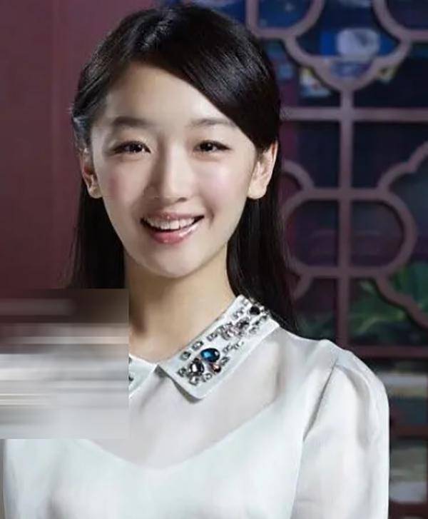 90后小花旧照,娜扎热巴一直美丽,周冬雨郑爽跟从前判若两人