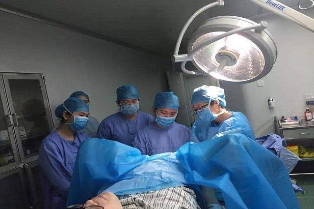 什么叫为母则刚一组展示顺产过程的图火了网友母爱伟大
