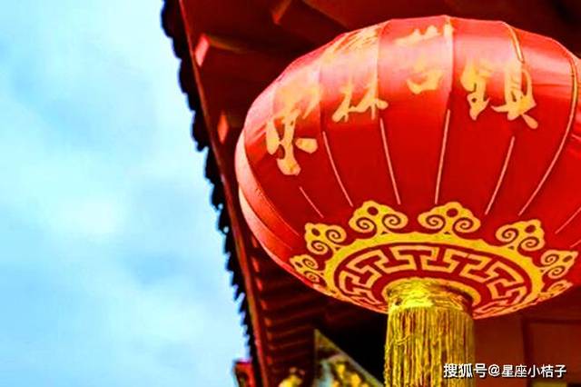 事业蒸蒸日上是什么意思( 事业蒸蒸日上下一句是什么 )