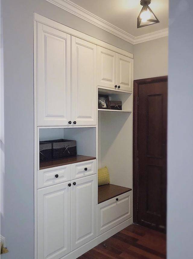 玄关鞋柜没做到顶,3天积5厘米的灰!早知道也这样装,太好看了吧