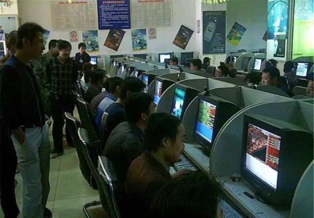 老照片追忆当年80后专属的网吧包厢里面的精彩超乎你想象