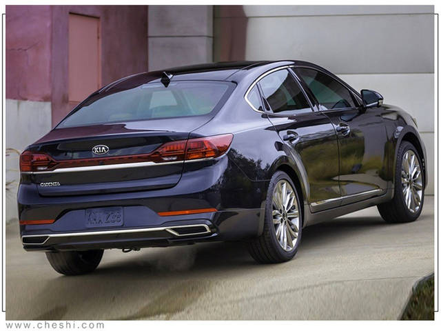 起亚新款cadenza实车曝光!搭v6引擎/重点在内饰