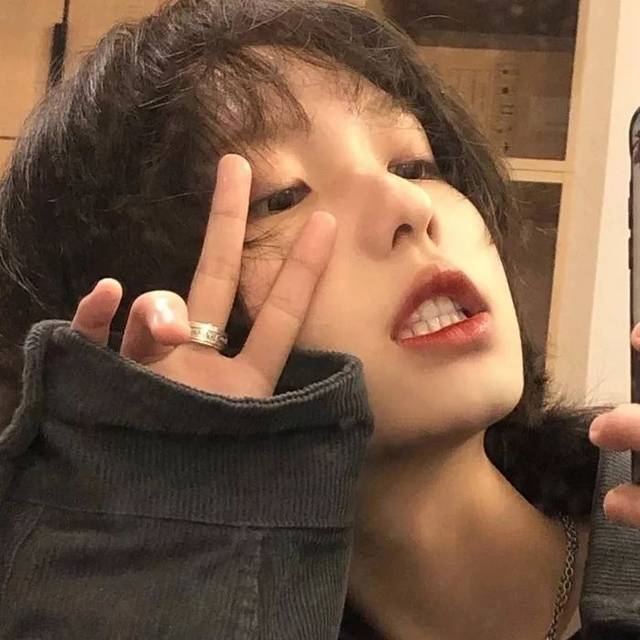 头像| 想做你的女朋友,你的太太,你孩子的妈,你的老伴儿