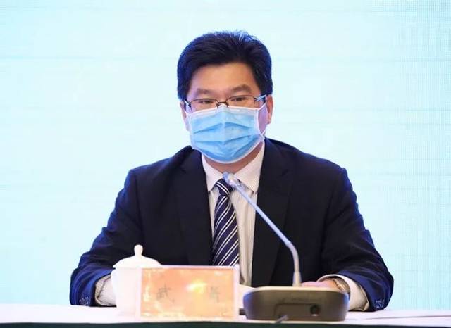 省财政厅党组成员,副厅长 王召远