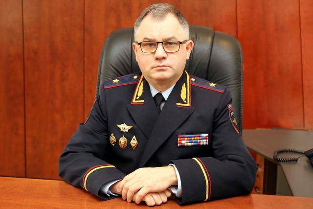 克里米亚回归俄罗斯,内务部开始行使权力,部长在2017年晋升少将