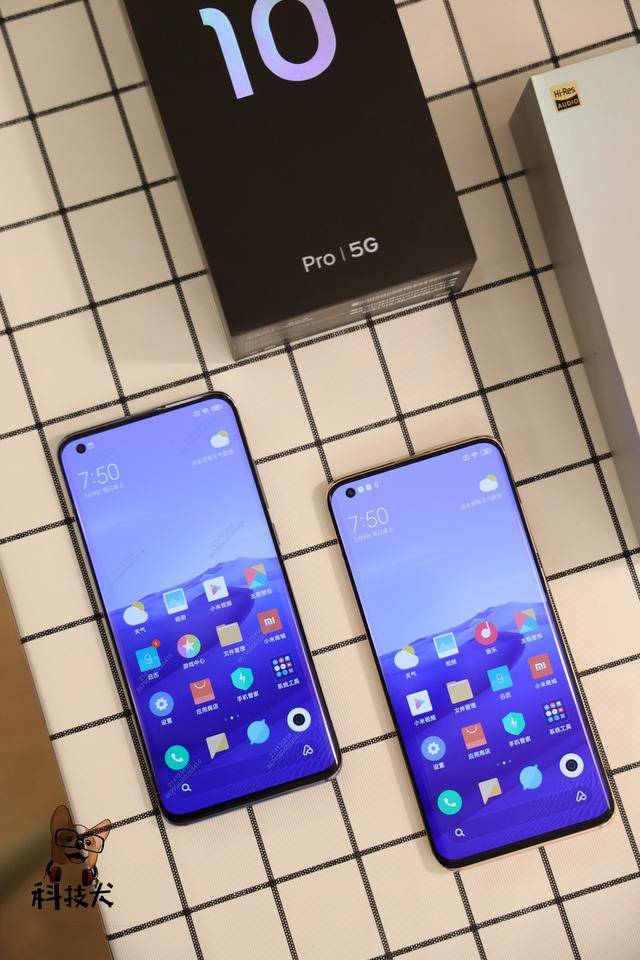 小米10,小10 pro详细对比:一亿像素8k电影相机5g旗舰到底咋选?