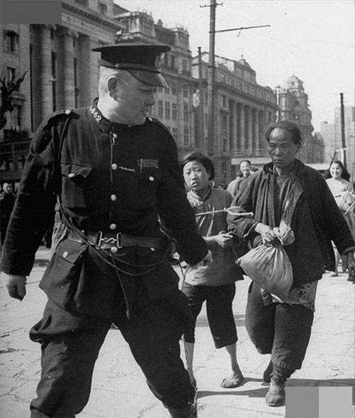 50年代警察服装图片