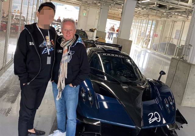 神秘华人mike yin车库,帕加尼有3台,王思聪问他买车