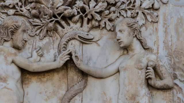 自从夏娃在伊甸园犯了罪,基督教传统中的蛇就被与谎言,邪恶和诱惑联系