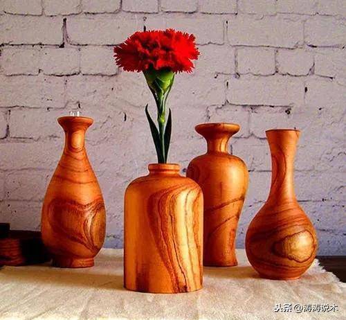 香椿木也能当文玩当然啦香椿木可是号称百木之王呢