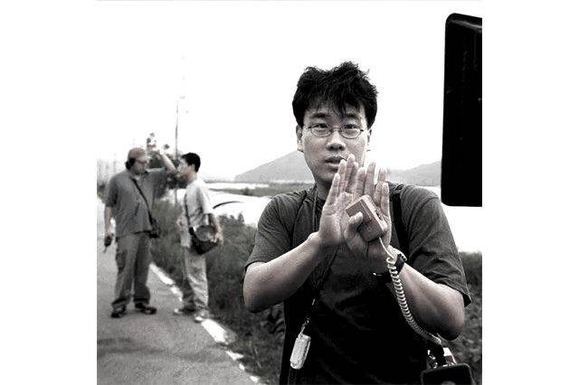 年轻时的 奉俊昊