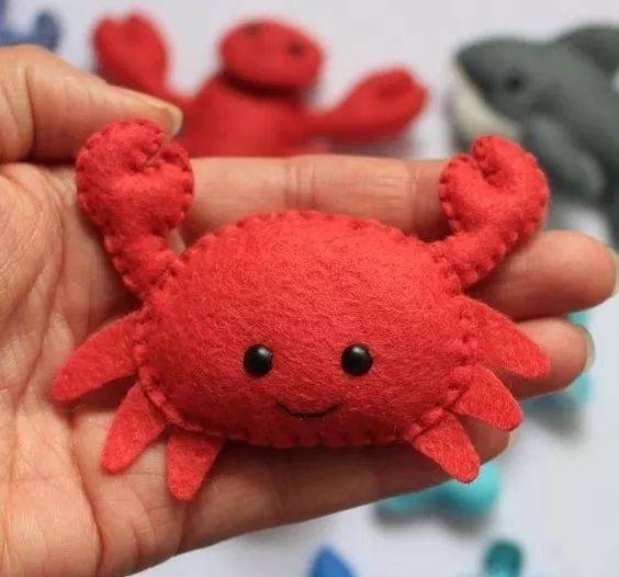 用不织布就能 diy 水果蔬菜(附教程)