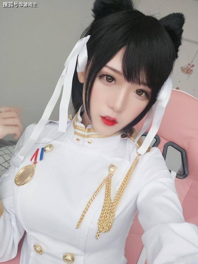 主播腐团儿cos碧蓝航线游戏角色,把游戏里角色还原到