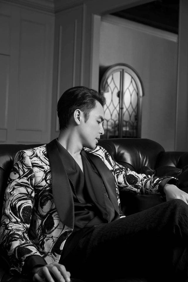 当明道梳起油头才是当年那个霸道总裁这种发型竟然这么神奇