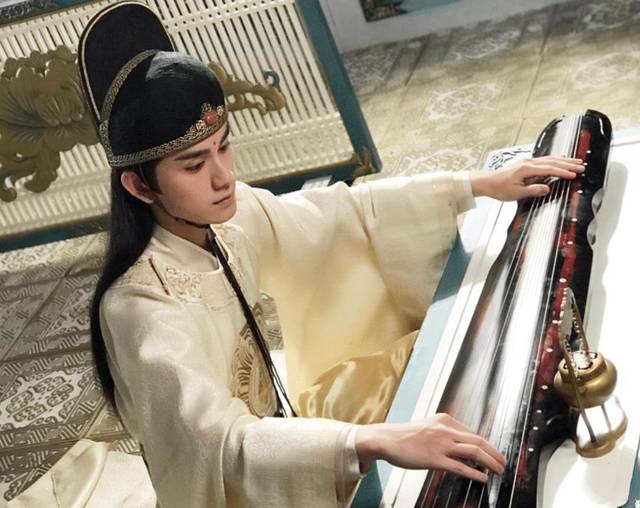 朱赞锦厉害了,演《东宫》没红,4个月之后演"金光瑶"火了