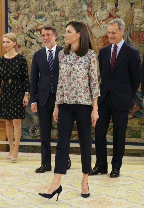 西班牙王后人品差图片