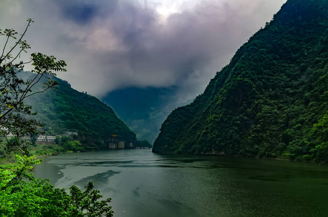 以道教名号命名,三山一水共枕眠,紫阳秦韵川腔中的山水诗韵