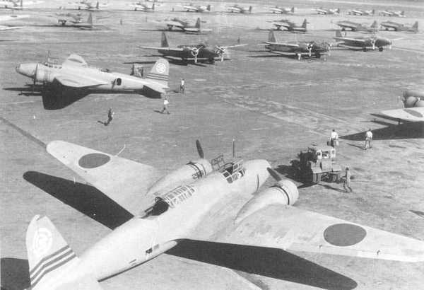 九七式轰炸机图片