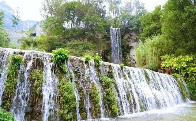 平山沕沕水生态景区有何特色?值得一去吗?