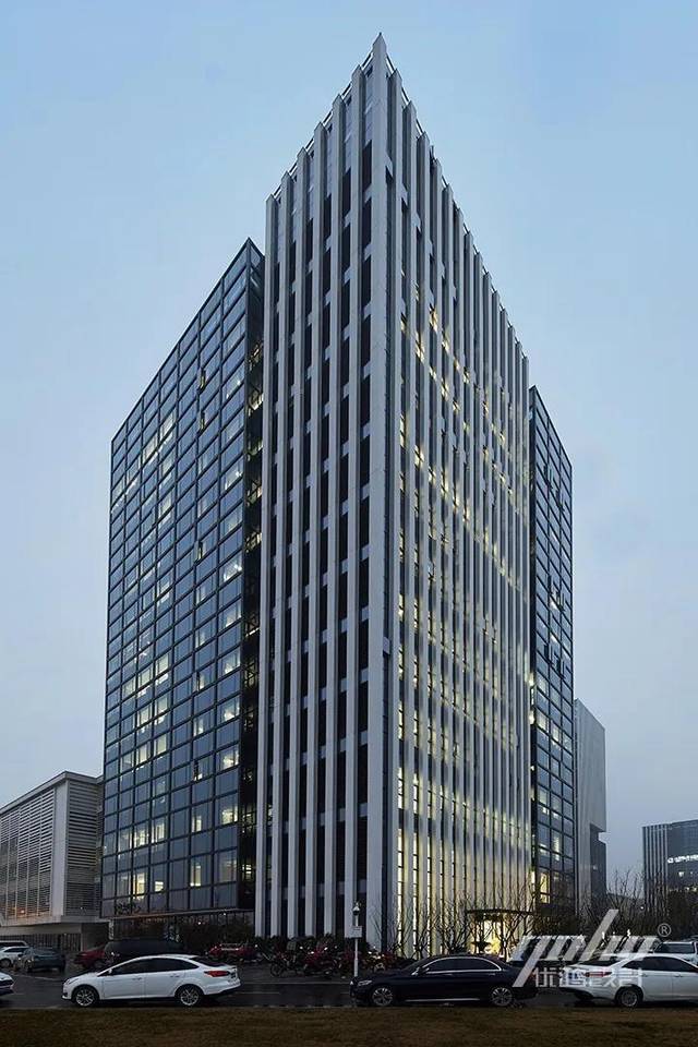 本案项目坐落中国合肥,作为合肥大型的办公楼项目之一,它承载着为5g