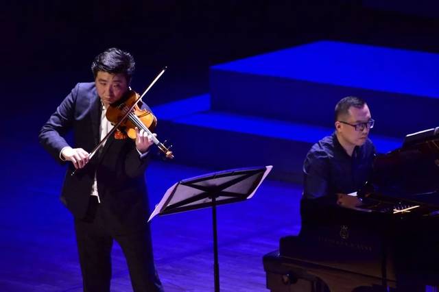 线上观演艺术相伴系列第十七期阿波罗与美少女中央音