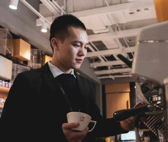 陶老板和他的 " 健康防疫餐 "