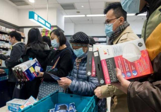 加拿大口罩被民众大量囤积导致医疗系统面临物资紧缺