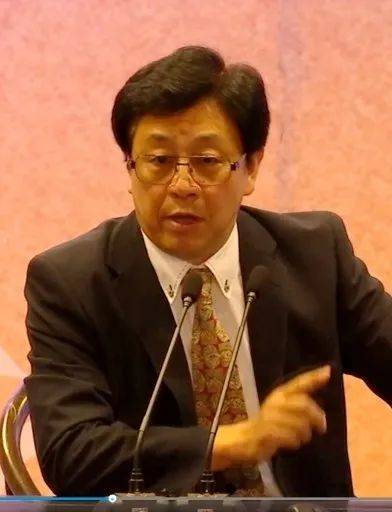 並執教於早稻田大學,長期擔任北京大學,四川大學,浙江大學,浙江師範