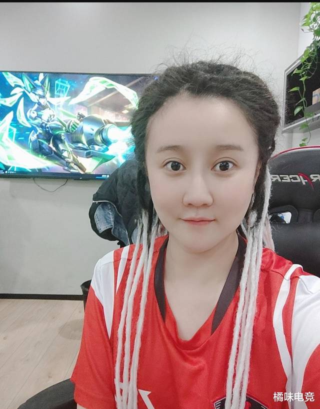 ag教练dgc老婆疑似整容虎妞整容前后照片曝光现在担任lgd赛训总监