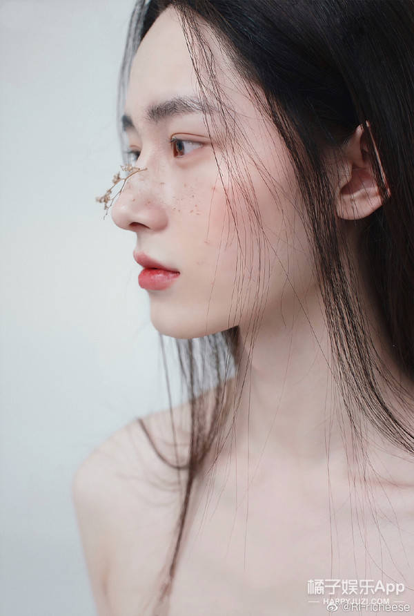 选白泽小奶狗照旧相柳犷悍总裁
