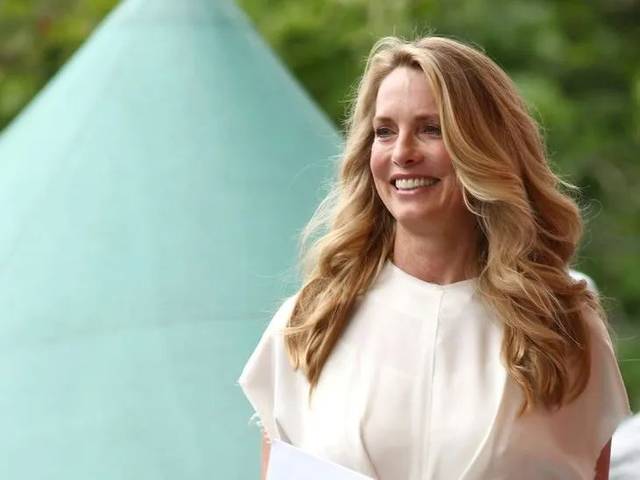 劳伦-鲍威尔-乔布斯