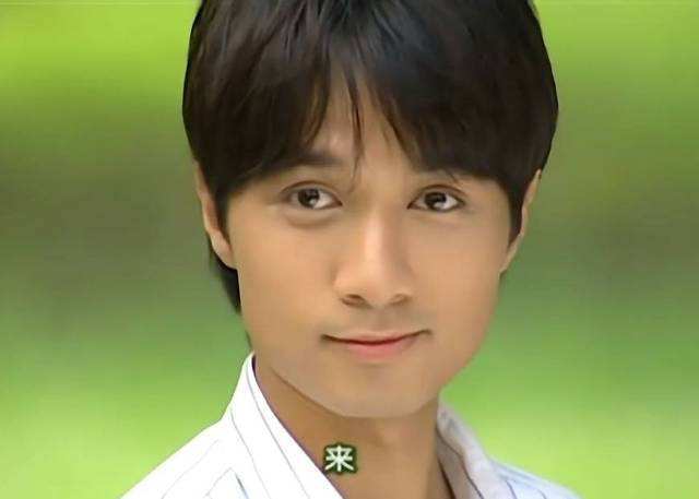 古巨基升格当爹,谈20年地下情才公开,如今让妻子52岁当高龄产妇生子渣