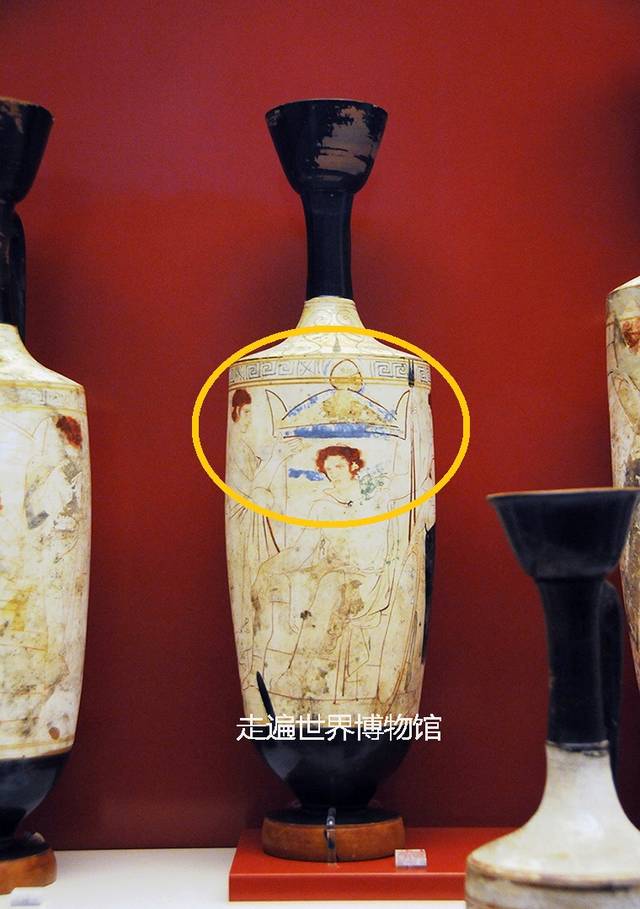 (白底彩绘陶瓶,公元前5世纪;希腊雅典国家考古博物馆藏)